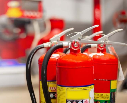 Extintor de polvo ABC o extintor de CO₂: diferencias y cuál elegir